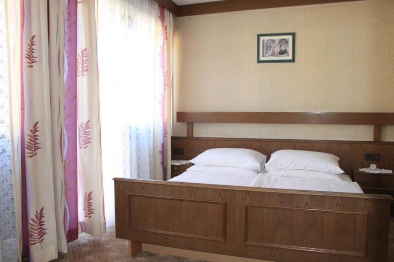 Gasthof Gerhart ペルヒトルツドルフ 部屋 写真